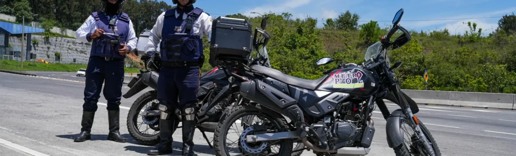 Agentes de reacción con motocicletas